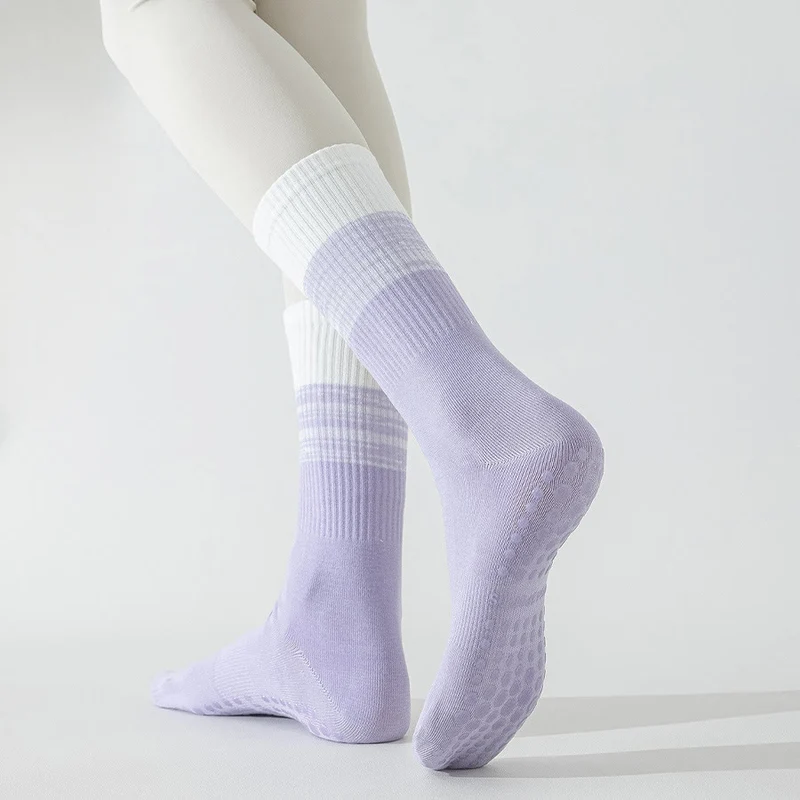 Olivenorma Zweifarbige, knöchellange, rutschfeste Yoga-Socken mit Silikonnoppen für Damen