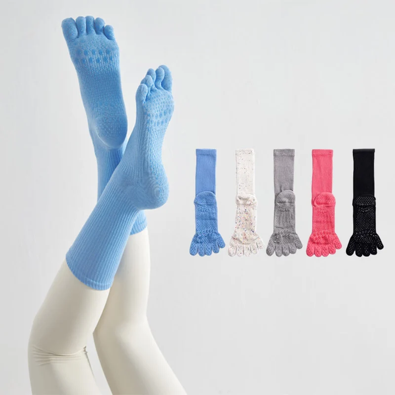 Olivenorma Stabile Traktion Fünf-Zehen-Wadenstrümpfe mit rutschfester Oberfläche für Yoga-Übungen Damen-Yoga-Socken