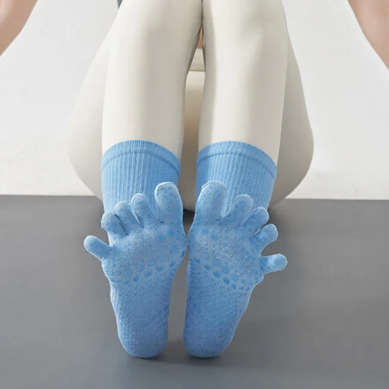 Olivenorma Stabile Traktion Fünf-Zehen-Wadenstrümpfe mit rutschfester Oberfläche für Yoga-Übungen Damen-Yoga-Socken