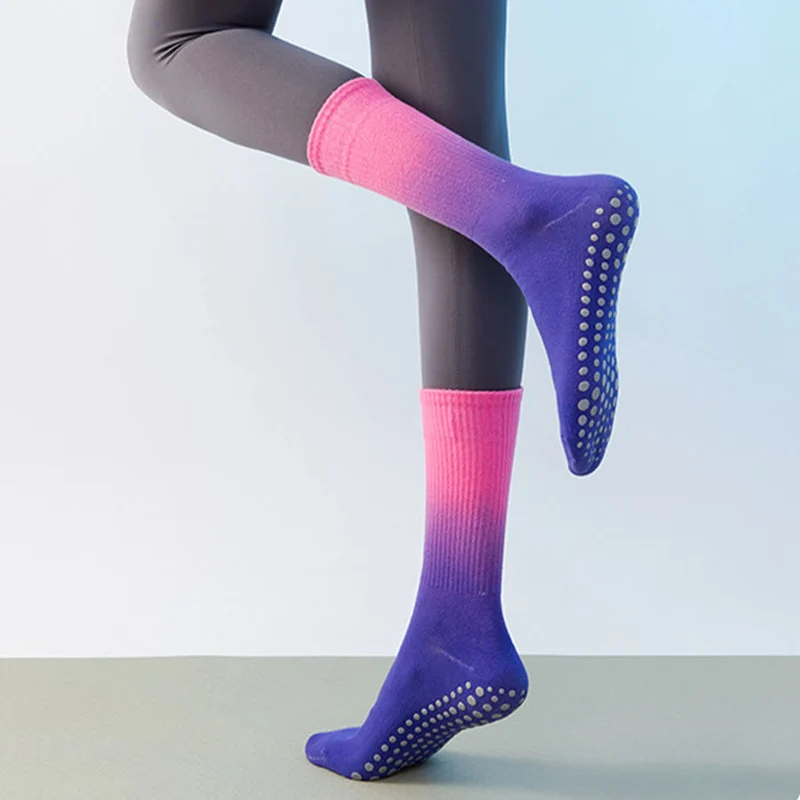 Olivenorma Yoga-Socken für Damen, Crew-Länge, rutschfest, mit Silikonsohle und Farbverlauf