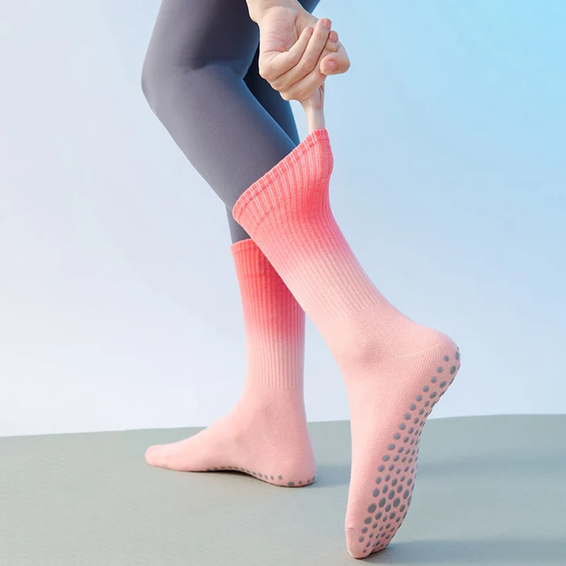 Olivenorma Yoga-Socken für Damen, Crew-Länge, rutschfest, mit Silikonsohle und Farbverlauf