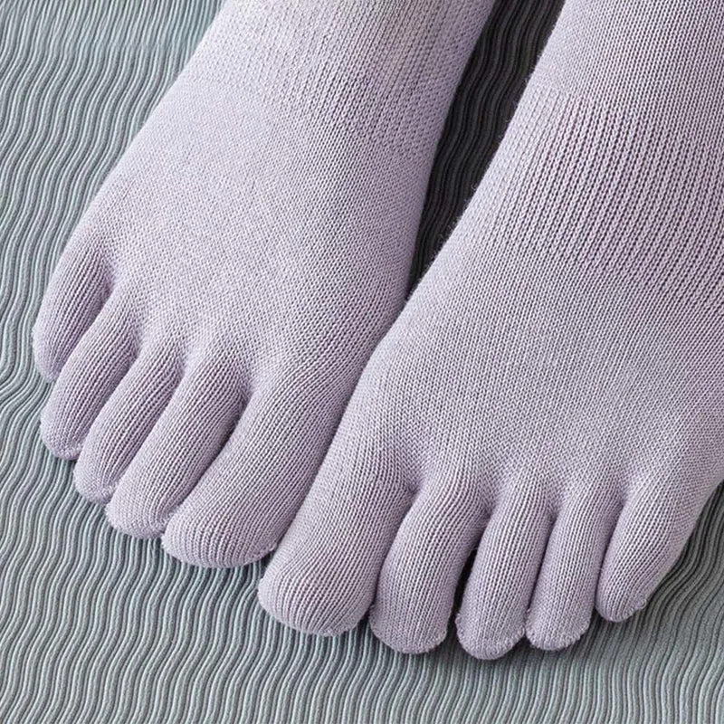 Olivenorma Damen-Yogasocken mit Silikonsohle, rutschfester Sohle, gepolstert, elastisch, gestrickt, Crew-Länge