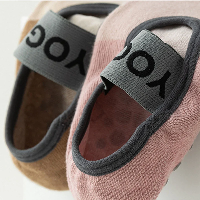 Olivenorma Flache Zehensocken mit fünf Zehen, rutschfest, für Yoga, Pilates & Tanz, Damen-Yogasocken