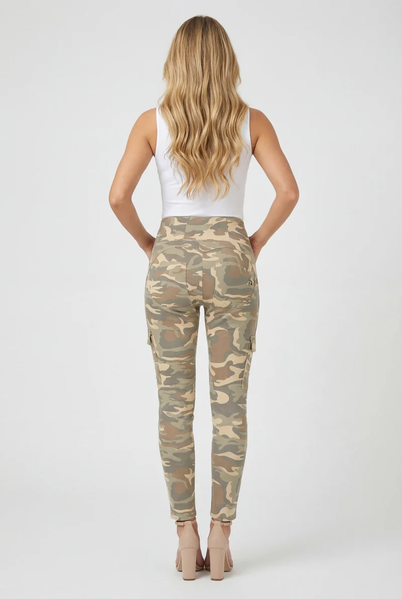 WR.UP Push-Up High Waist Skinny 7/8 Denim Jeans With Cargo Pockets - Mimetic Beige