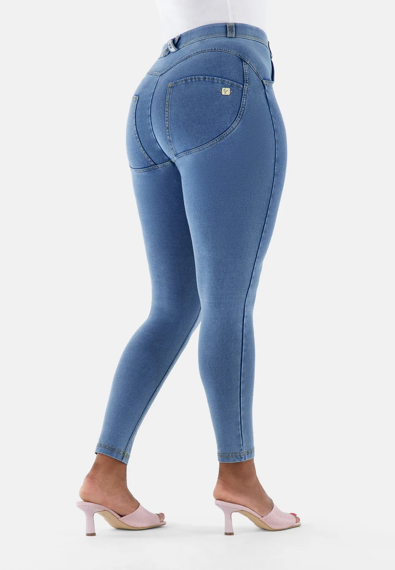 WR.UP Curvy Push-Up Regular Waist Skinny 7/8 Denim Jeans - Denim Light Blue - Yellow Seam