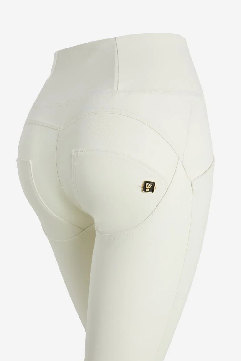 WR.UP Push-Up High Waist Skinny 7/8 Pant With Front Seam - Lily White