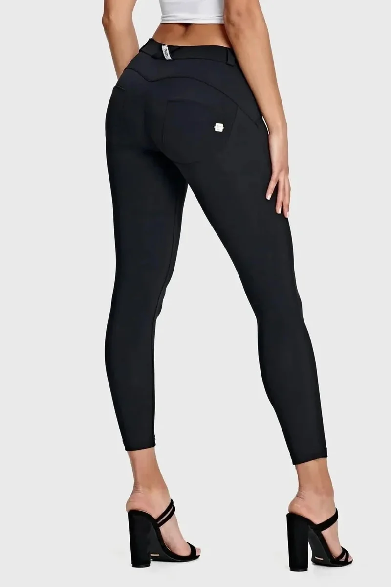 WR.UP Push-Up Regular Waist Skinny 7/8 Sculpt Tech Leggings - Black