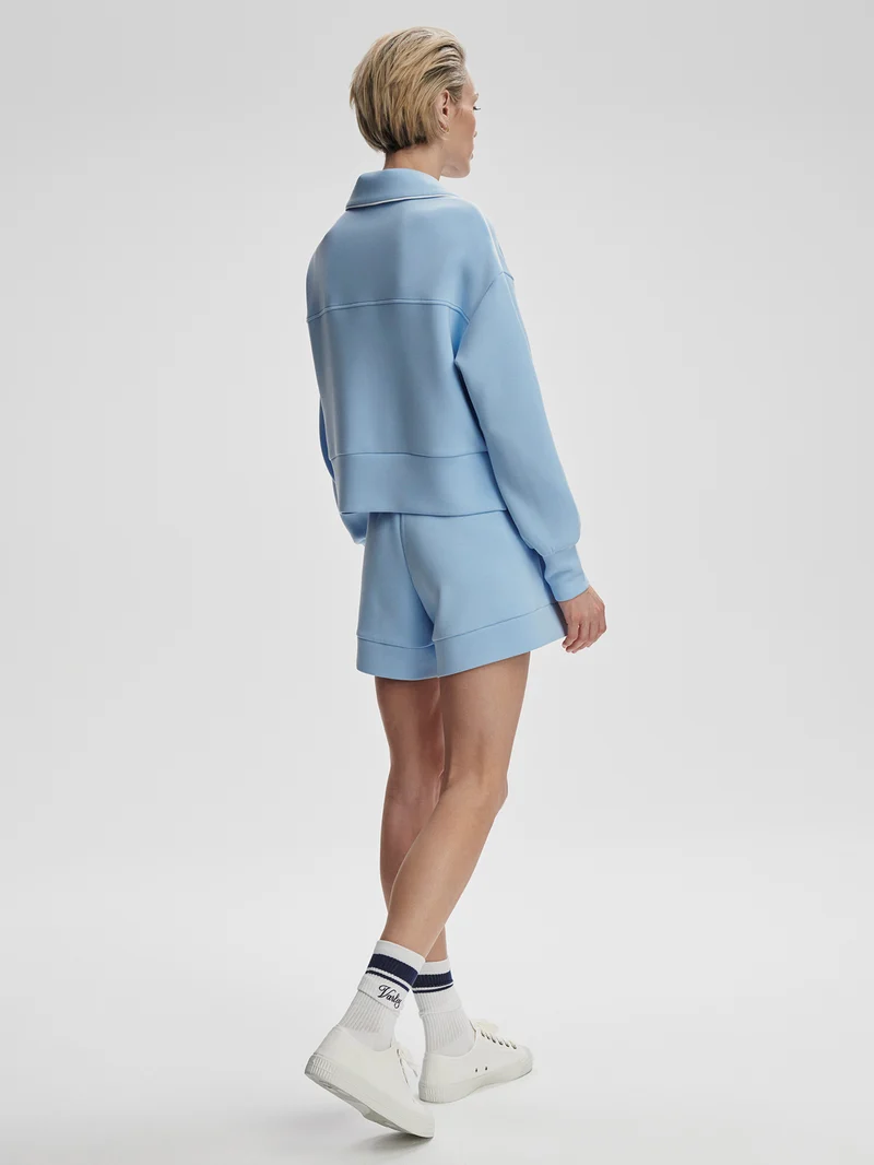 Barnes High Rise Short 4.5