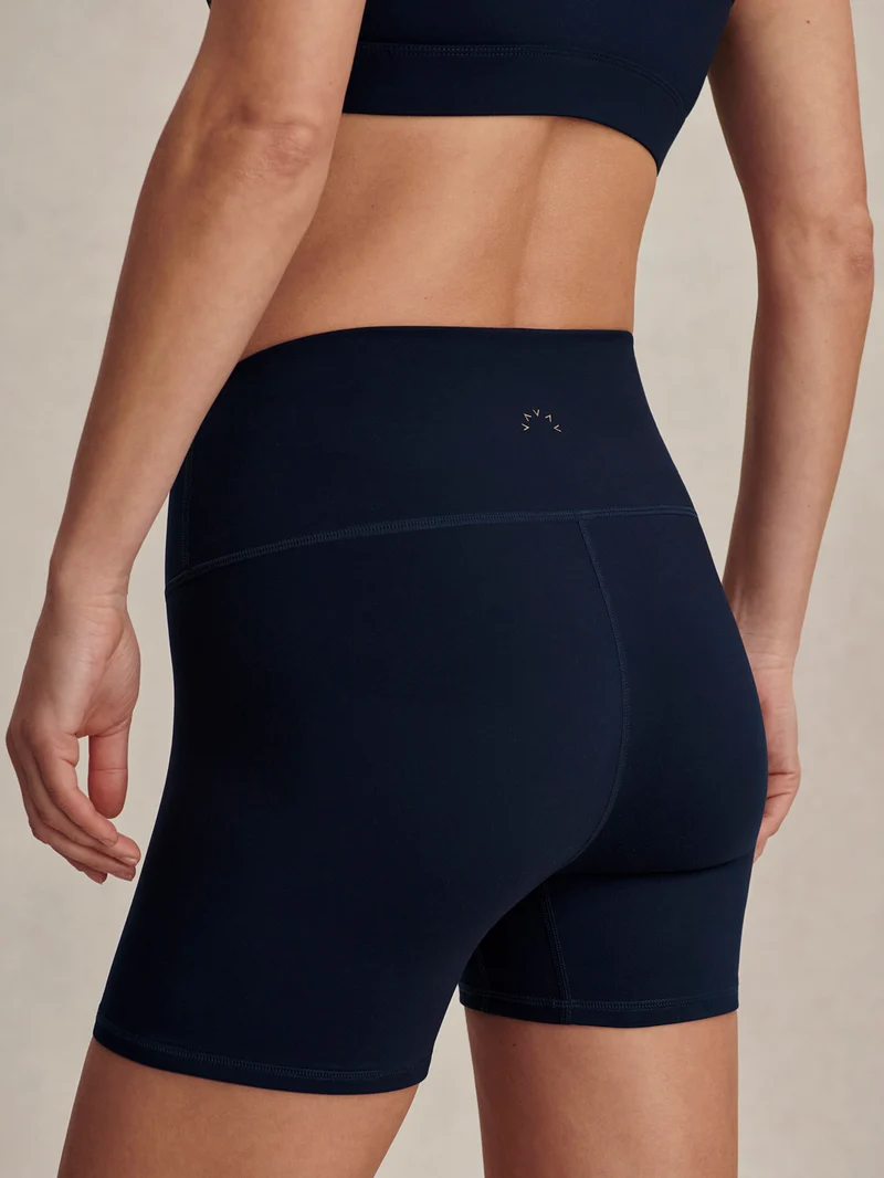 Freesoft High Rise Short 4