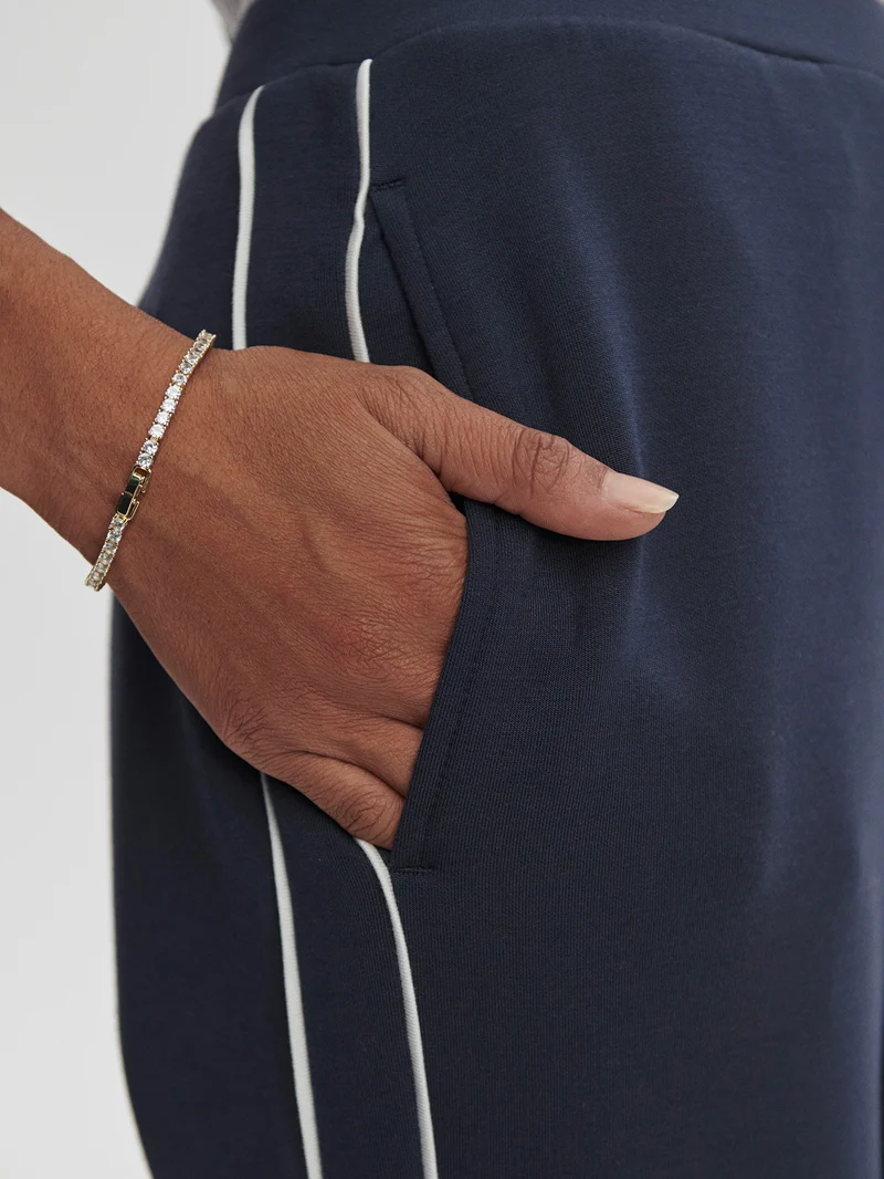 The Slim Piped Pant 27.5