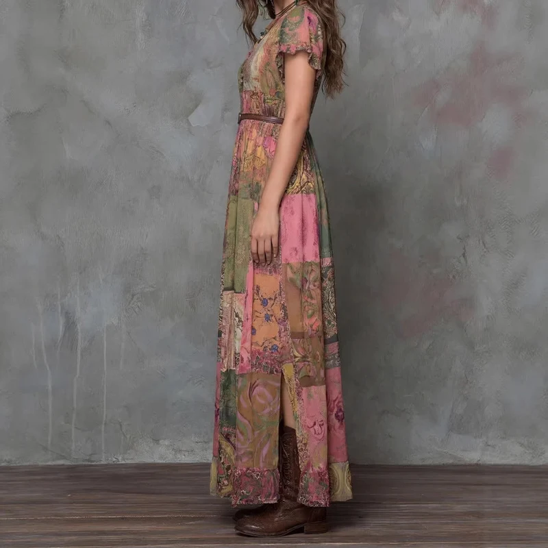 Olivenorma Maxikleid für Damen mit künstlerischem Patchwork-Print, V-Ausschnitt, Knopfleiste vorne und Volantärmeln