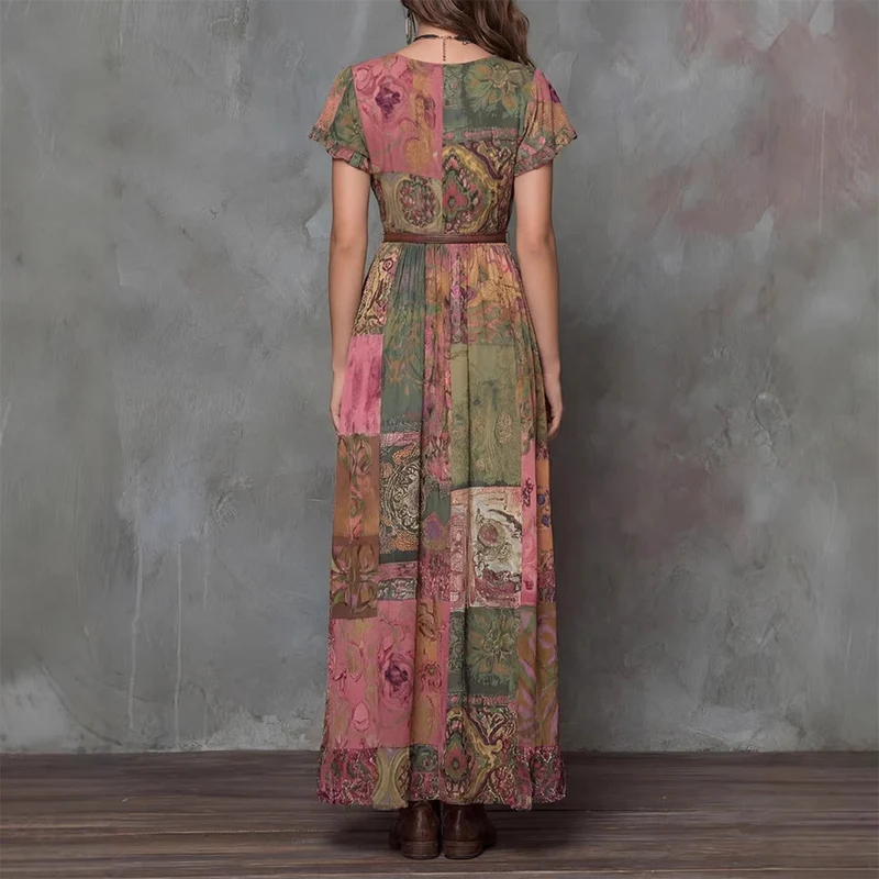 Olivenorma Maxikleid für Damen mit künstlerischem Patchwork-Print, V-Ausschnitt, Knopfleiste vorne und Volantärmeln