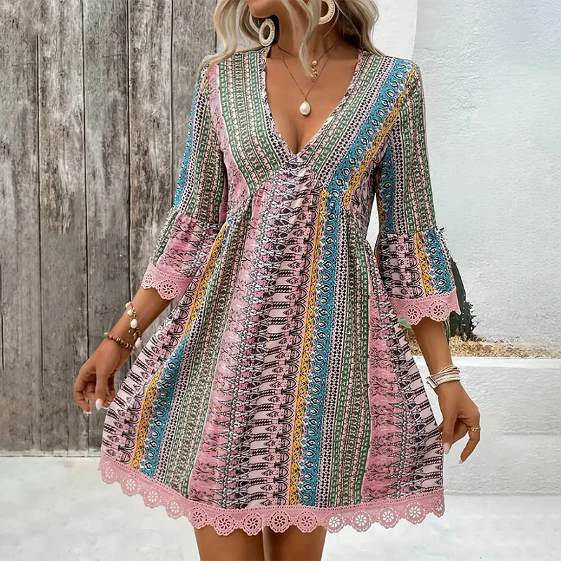 Olivenorma Damenkleid im Ethno-Stil mit Streifenmuster, Spitzenbesatz, ausgestellten Ärmeln und lockerem A-Linien-Schnitt