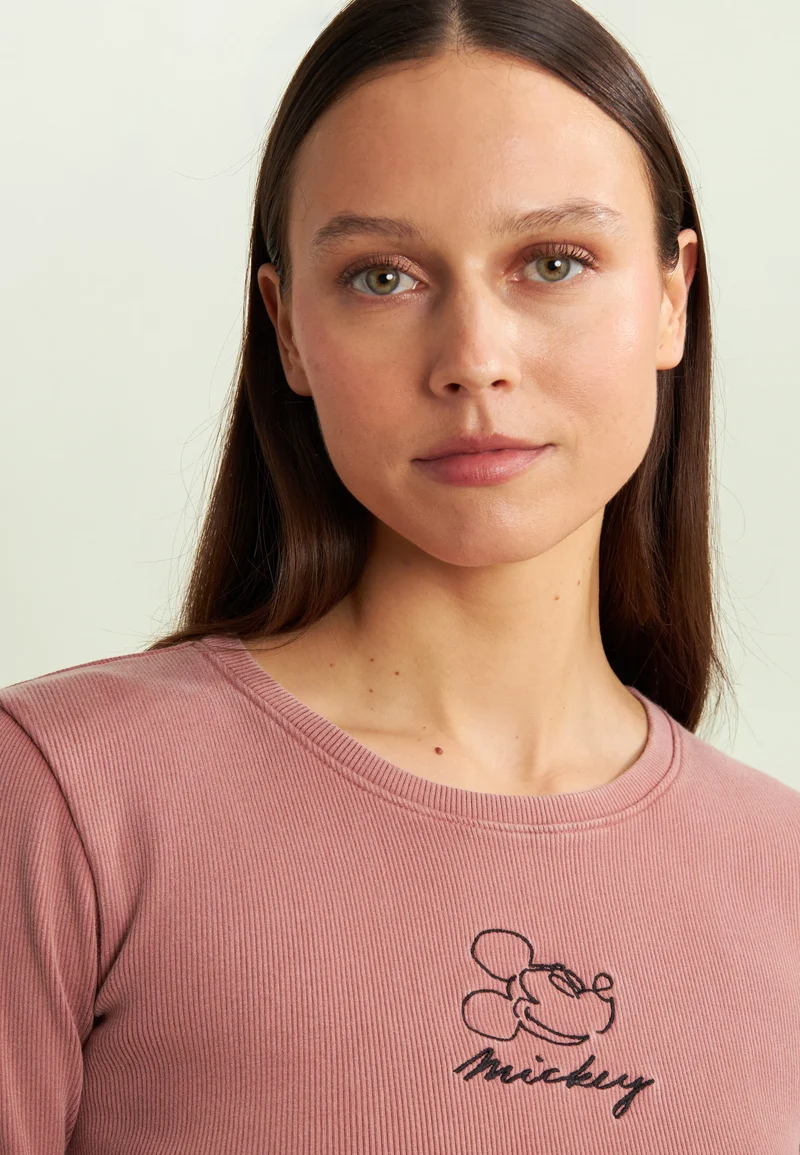 Women's long-sleeved cropped T-shirt with Disney embroidery
