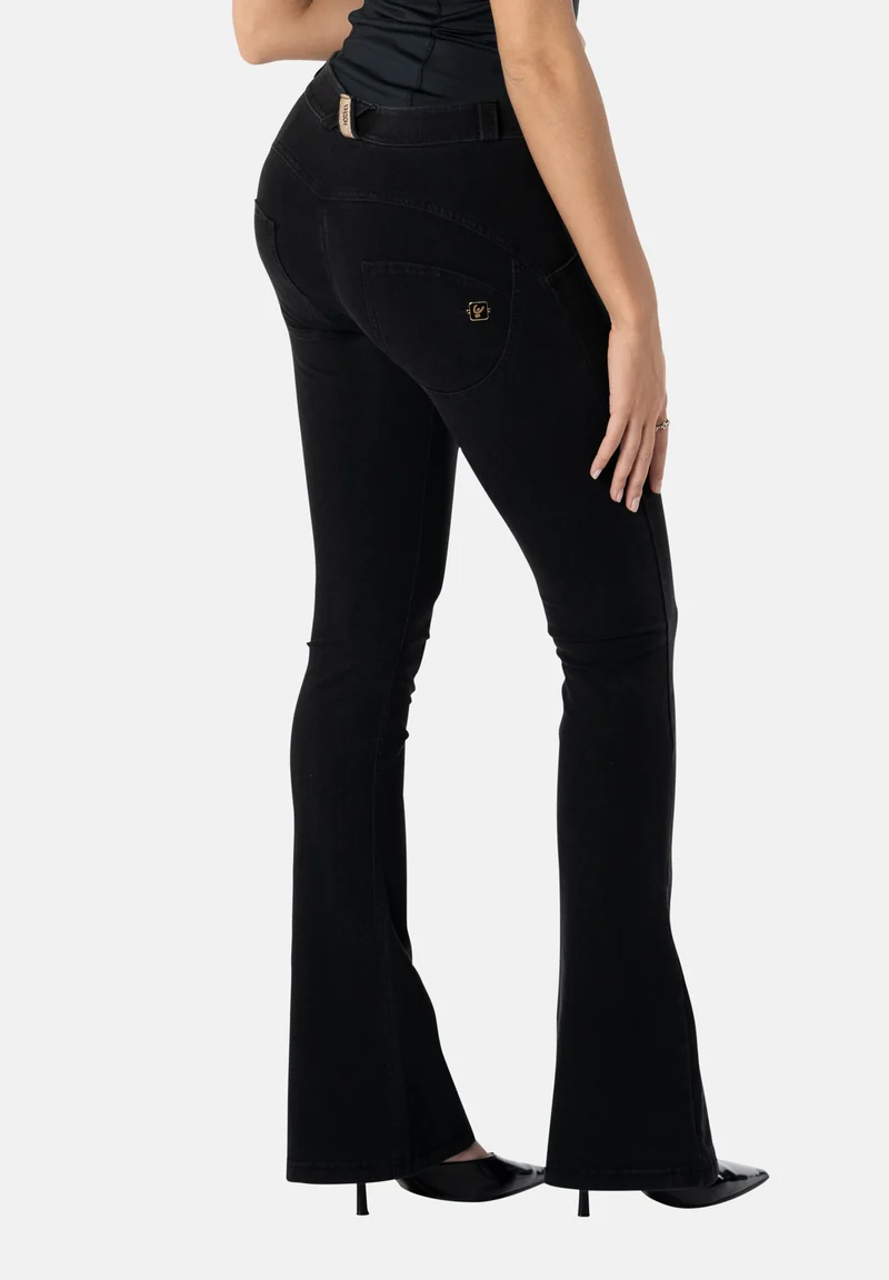 WR.UP Push-Up Regular Waist Mini Flare Denim Jeans - Denim Black - Black Seam