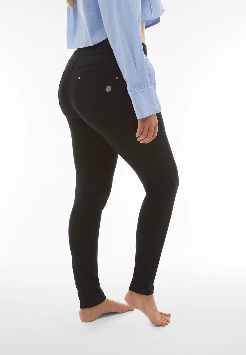 N.O.W. Comfort Mid Waist Skinny Pants - Black