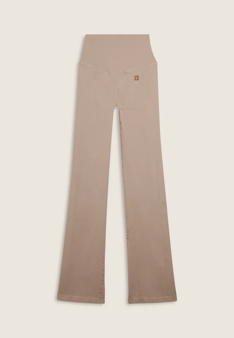 Seamless Push-Up High Waist Flare Leggings - Chateau Gray Beige - Made in Italy