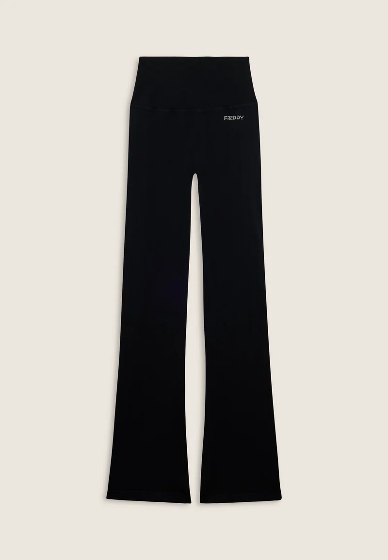 Seamless Push-Up High Waist Flare Leggings - Black - Made in Italy