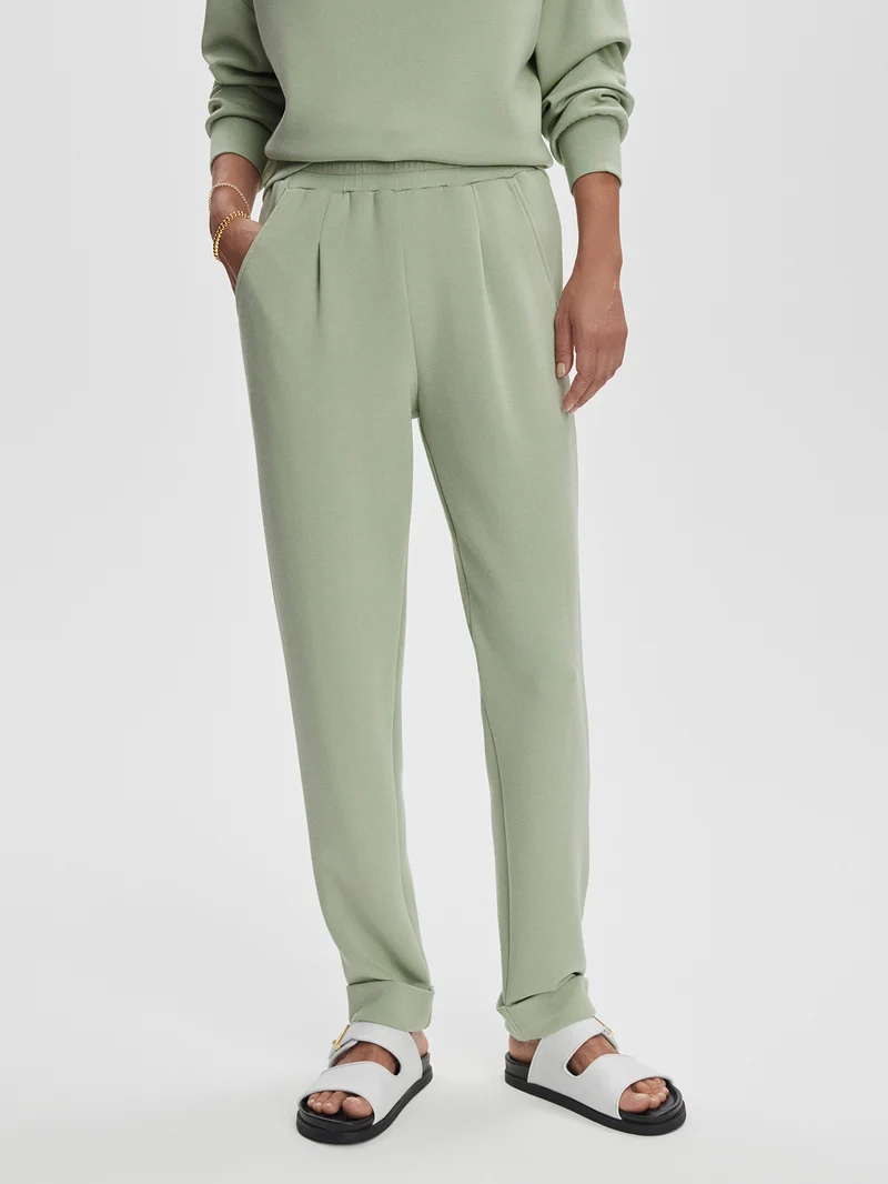 The Rolled Cuff Pant 25