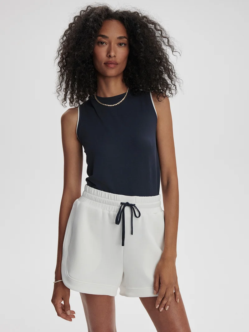 Ollie High Rise Short 3.5
