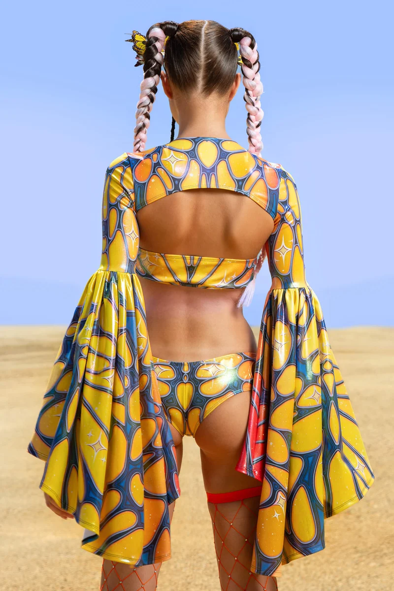 Flight Risk Peachy 2-Piece Shrug Top