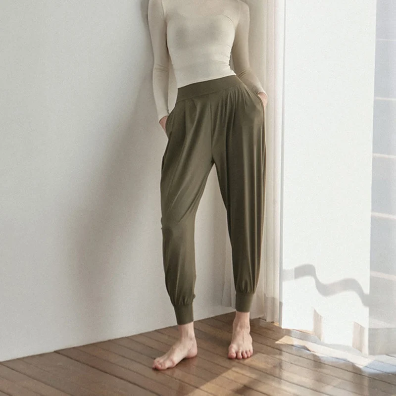Olivenorma Ultra High Waist Pleated Loose Harem Jogger Yoga Damenhose