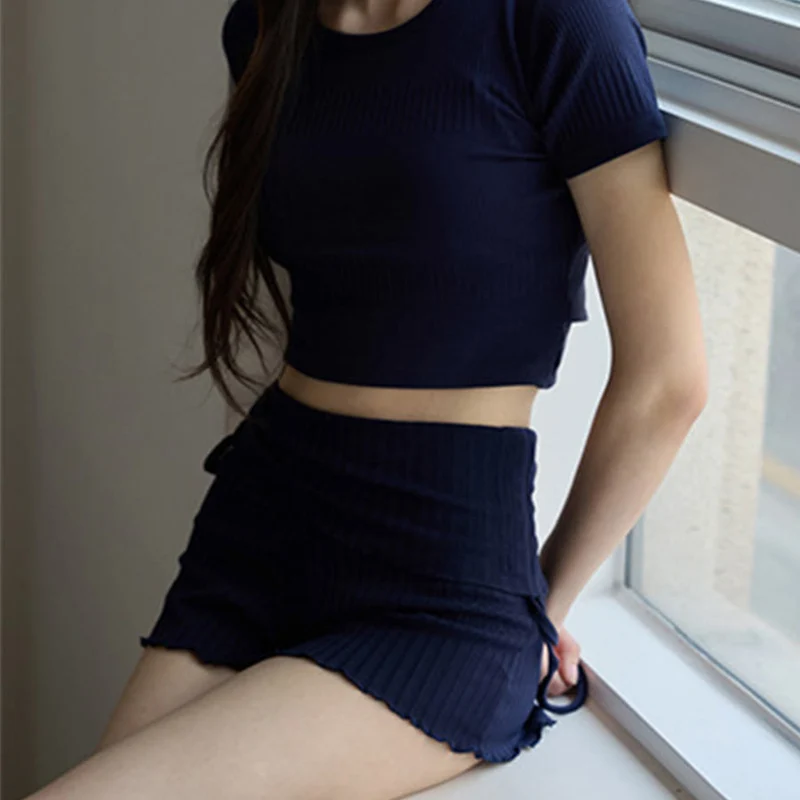 Olivenorma Shorts für Damen, lässig und bequem, mit umklappbarem Bund, Raffungen an der Seite und Kordelzug, ideal für Yoga.