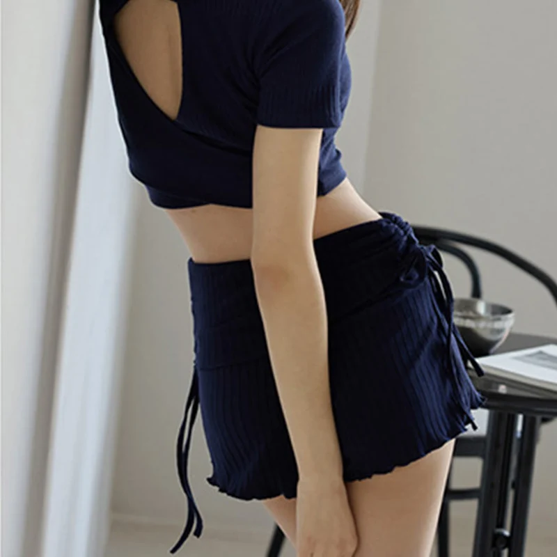 Olivenorma Shorts für Damen, lässig und bequem, mit umklappbarem Bund, Raffungen an der Seite und Kordelzug, ideal für Yoga.