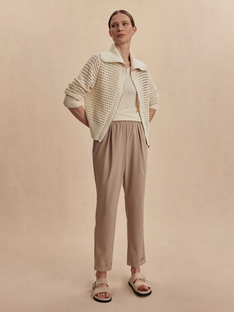 Lightweight Stretch Pleated Travel Pant Regular
