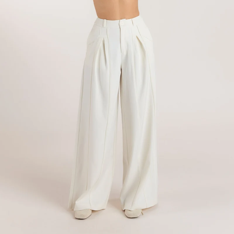 Weite Hose mit Faltendetails - Weissgrau