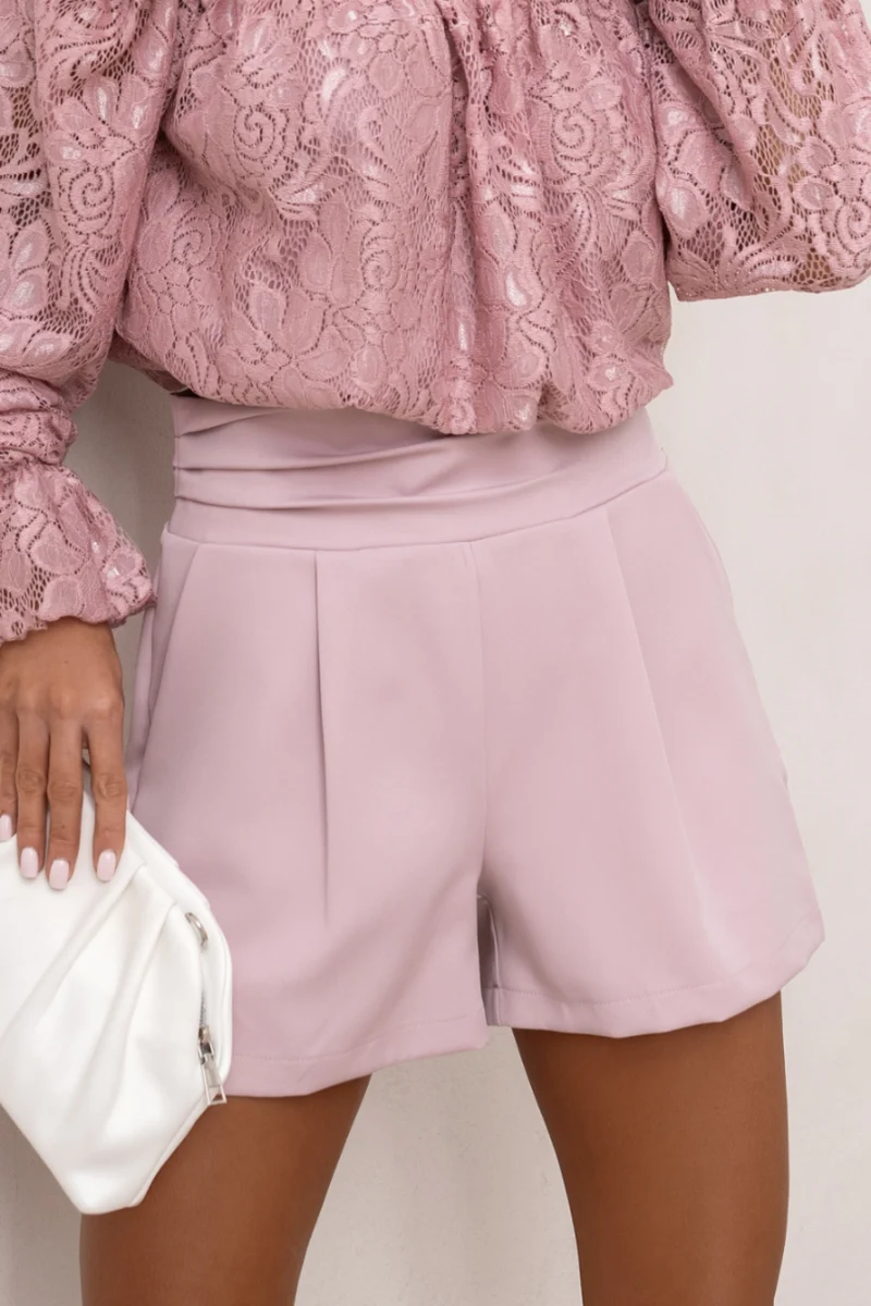 Kurze Damenhose mit Raffbund - Altrosa