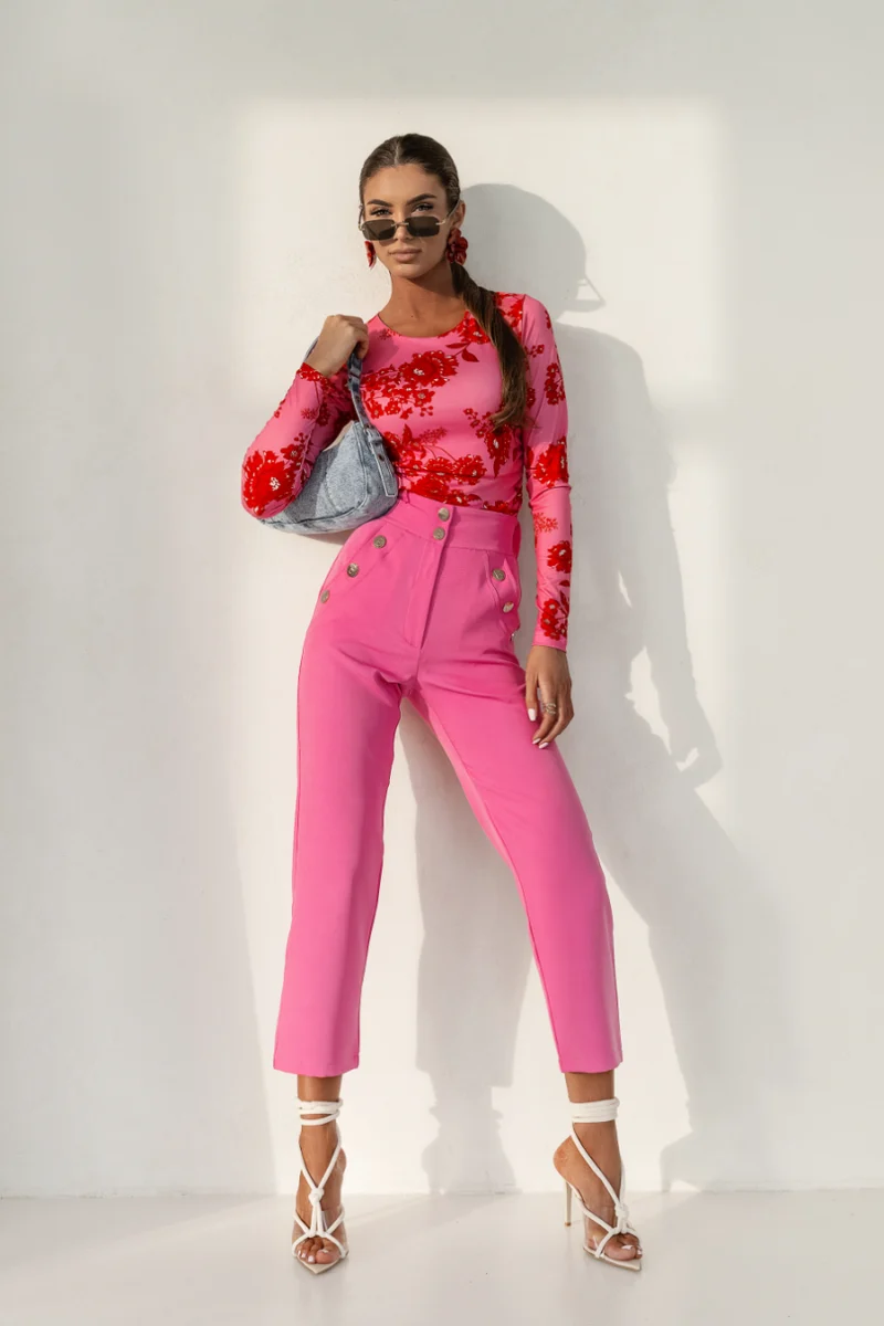 Modische Zigarettenhose in Rosa