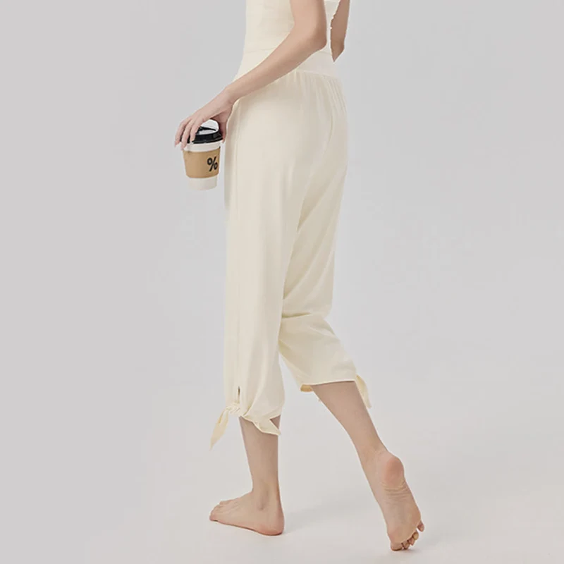 Olivenorma Weites Bein, hoher Bund, asymmetrische Cropped-Yogahose für Damen
