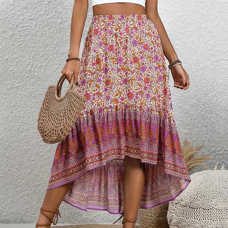 Olivenorma Boho-Maxikleid mit Blumenmuster, hoher Taille und Stufenrock, asymmetrischem Saum für Damen