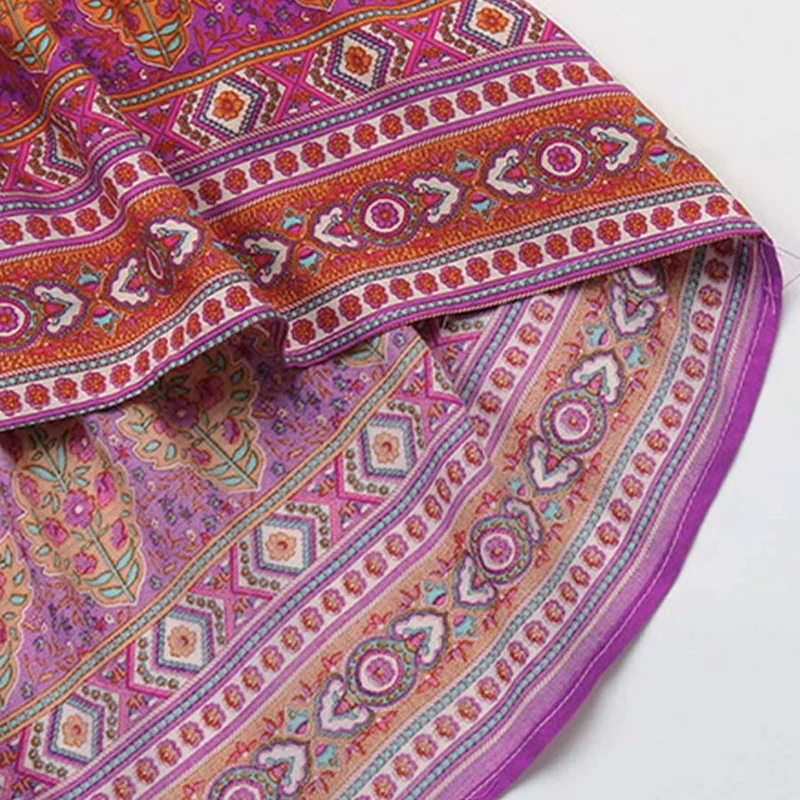 Olivenorma Boho-Maxikleid mit Blumenmuster, hoher Taille und Stufenrock, asymmetrischem Saum für Damen