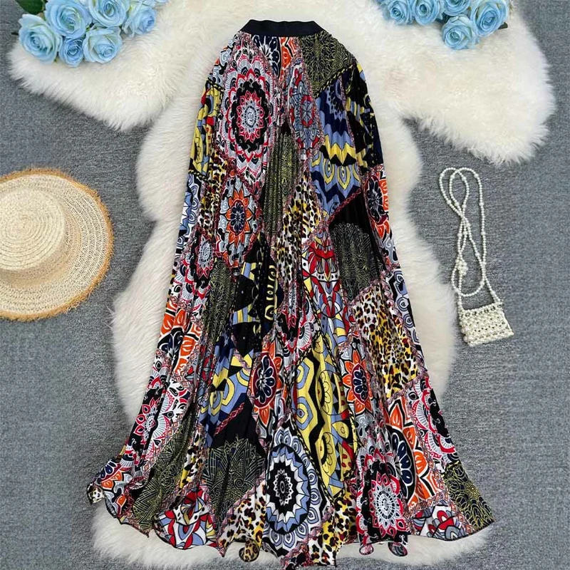 Olivenorma Boho-Maxikleid mit Patchwork-Print, hoher Taille und Falten