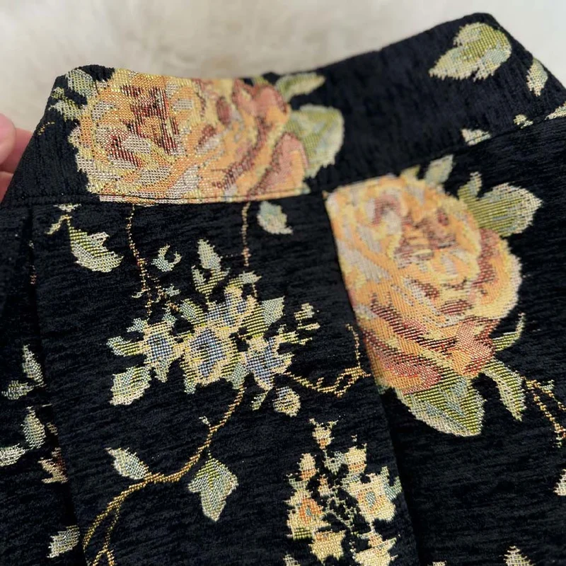 Olivenorma Boho-Maxikleid mit Vogel- und Blumenmuster, hoher Taille und Falten