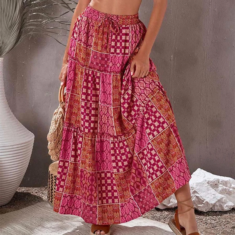 Olivenorma Boho-Maxikleid mit Patchwork-Print, hoher Taille und Stufenrock für Damen