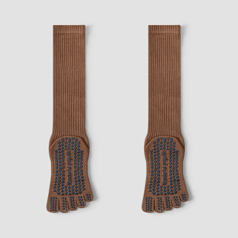 Olivenorma Mid-Calf Five-Toe Atmungsaktive Baumwoll-Yogasocken für Damen mit rutschfestem Griff, hygienischem Komfort und wadenhohem Schaft