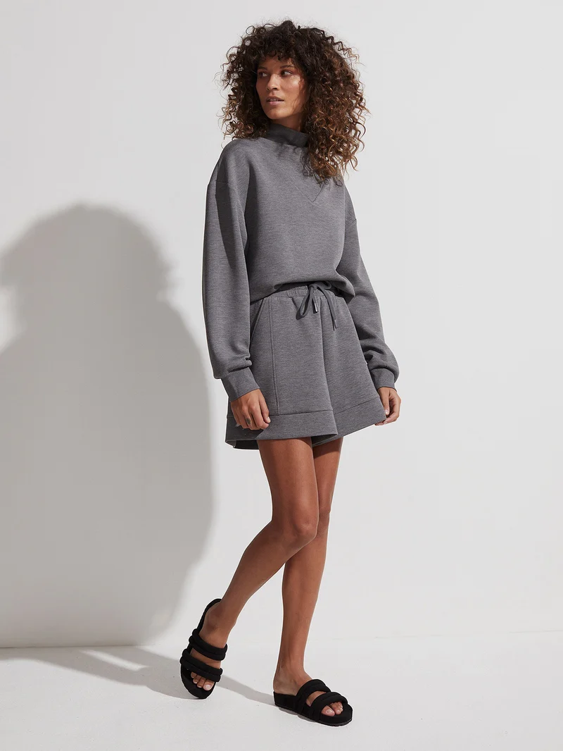 Alder High Rise Short 5.5