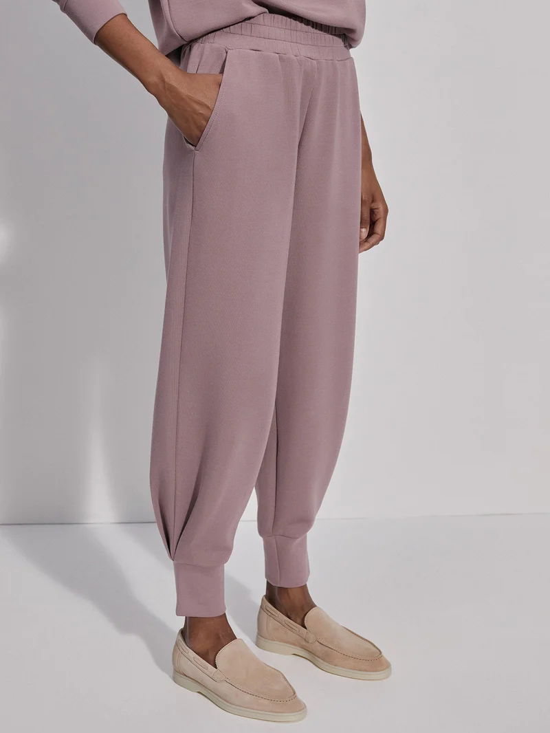 The Relaxed Pant 27.5