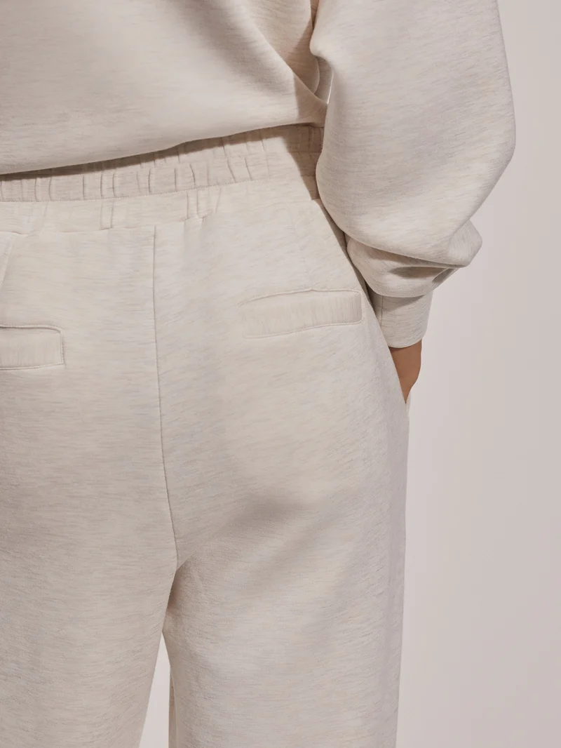 The Relaxed Pant 25