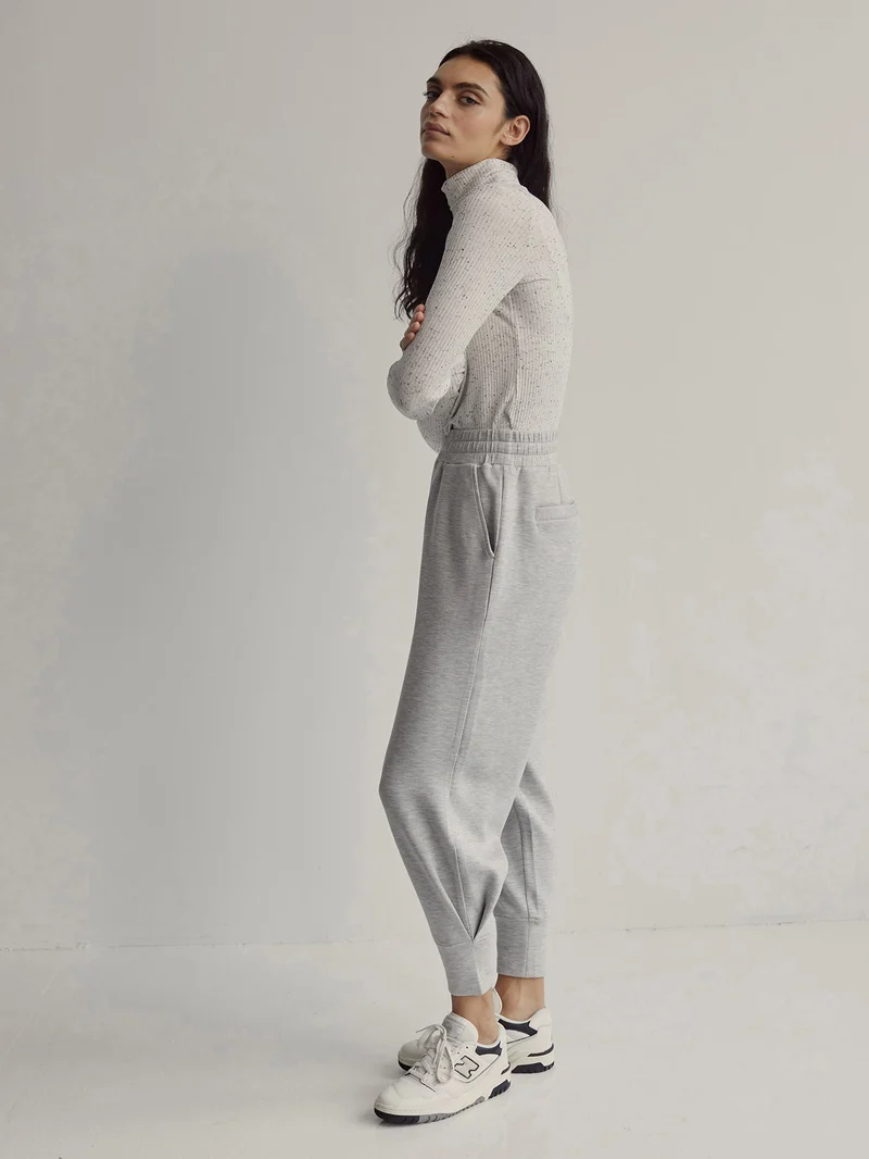 The Relaxed Pant 25