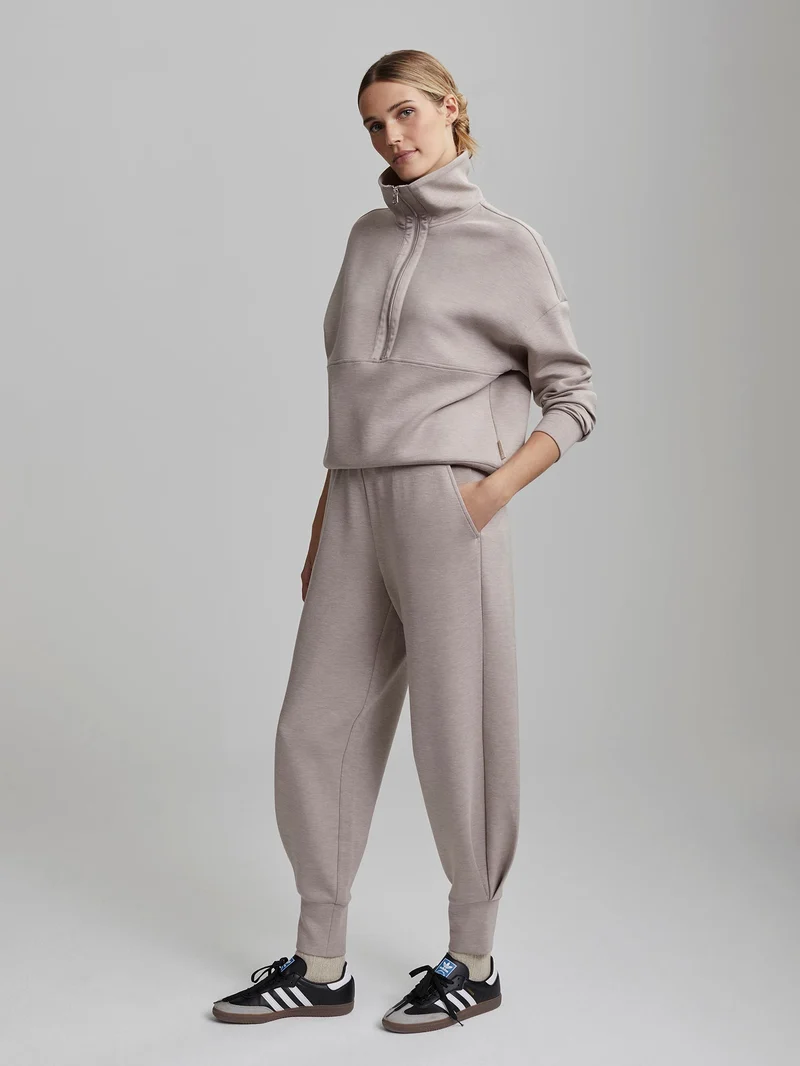 The Relaxed Pant 25