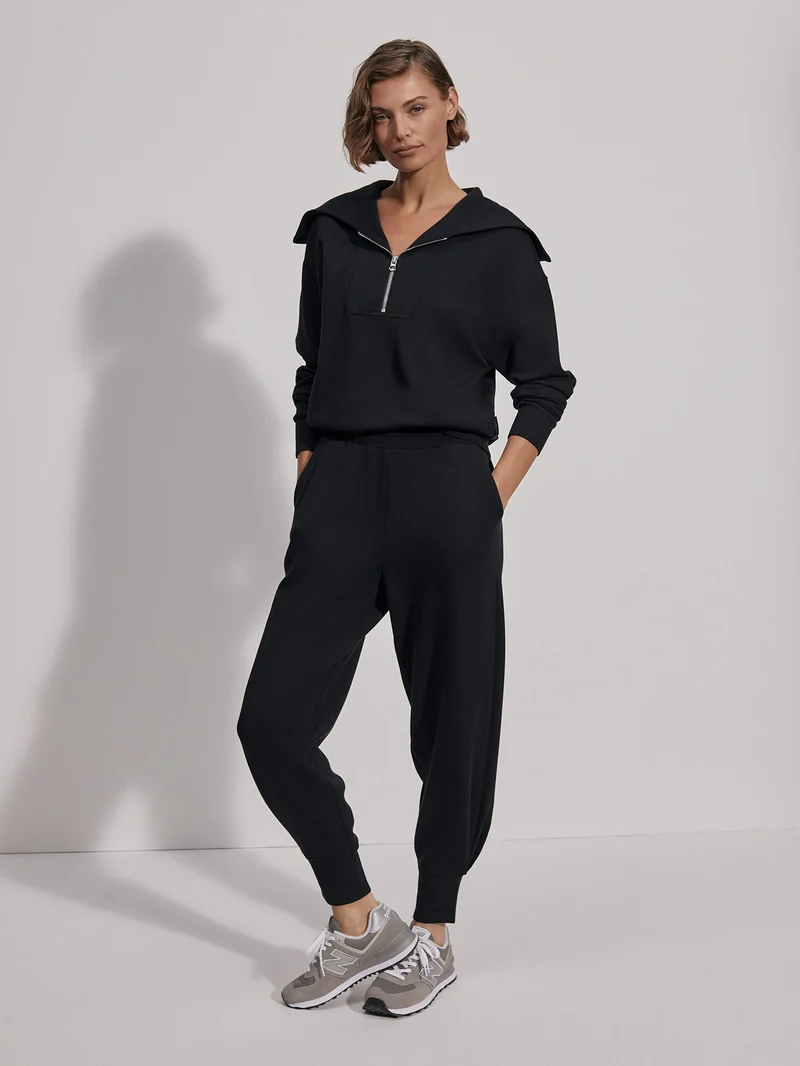 The Relaxed Pant 25