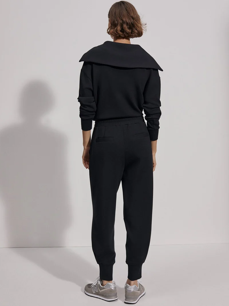 The Relaxed Pant 25