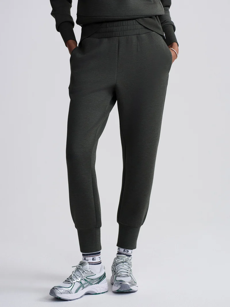 The Slim Cuff Pant 25