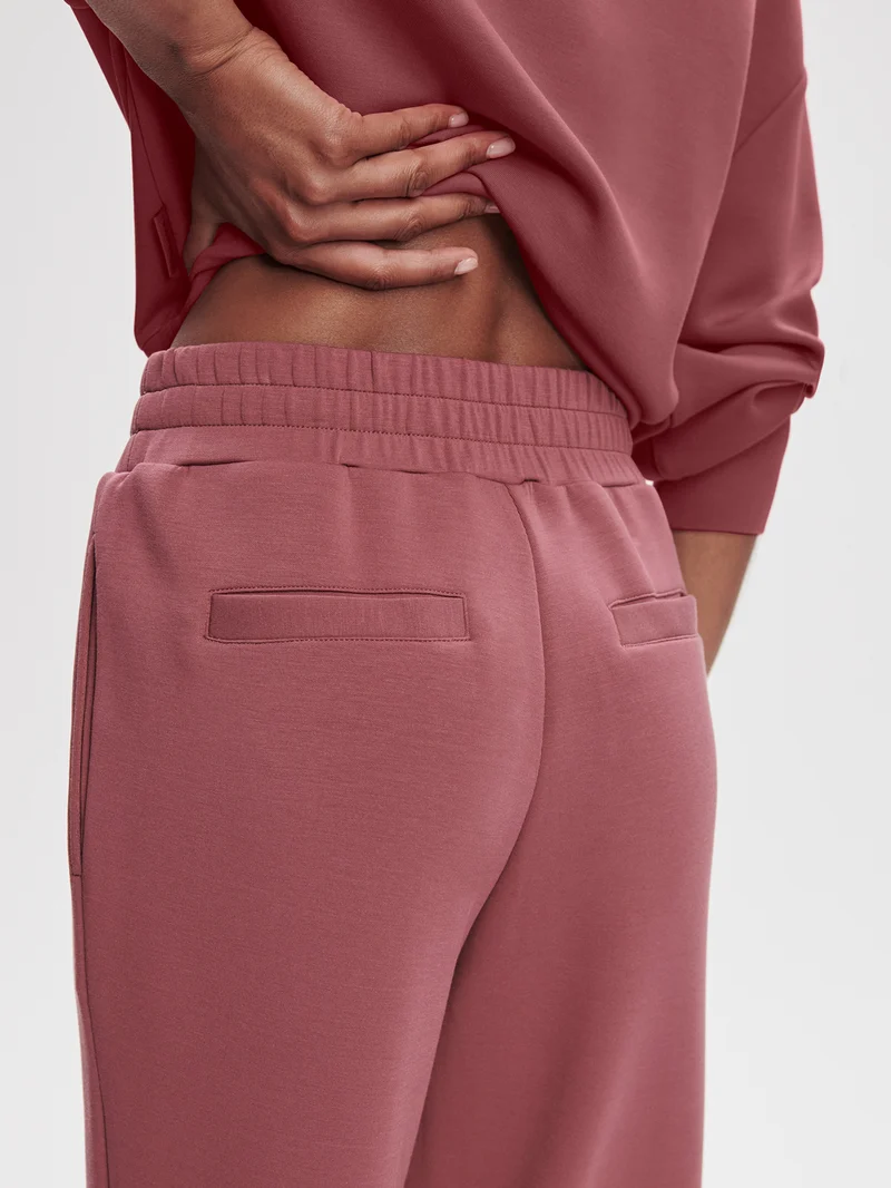 The Slim Cuff Pant 25
