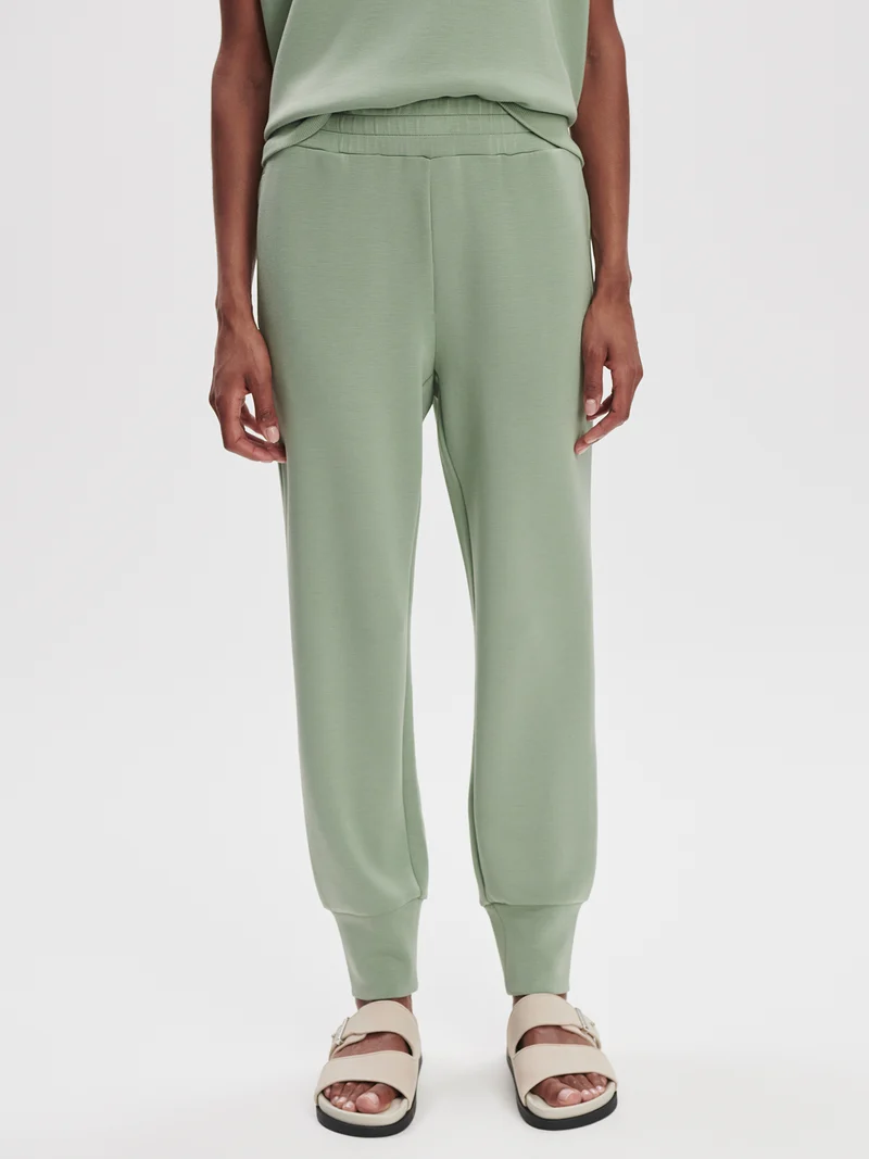 The Slim Cuff Pant 27.5