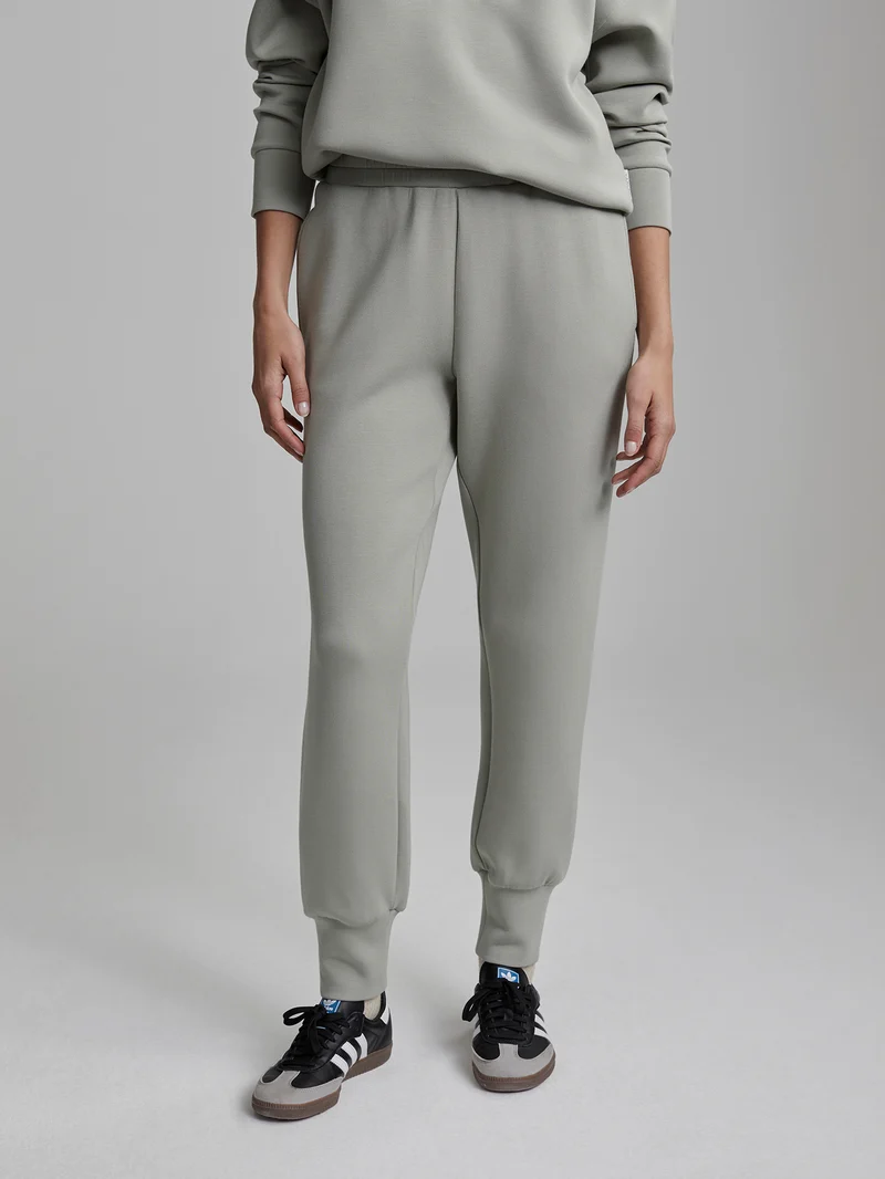 The Slim Cuff Pant 27.5